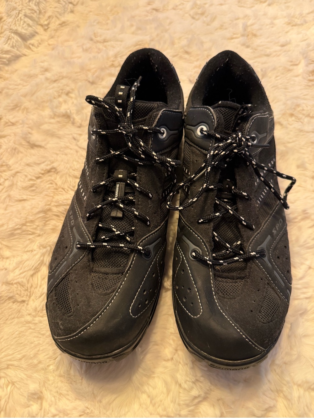 Shimano Men’s Cycling Lace-Up Shoes (Size 10.5)